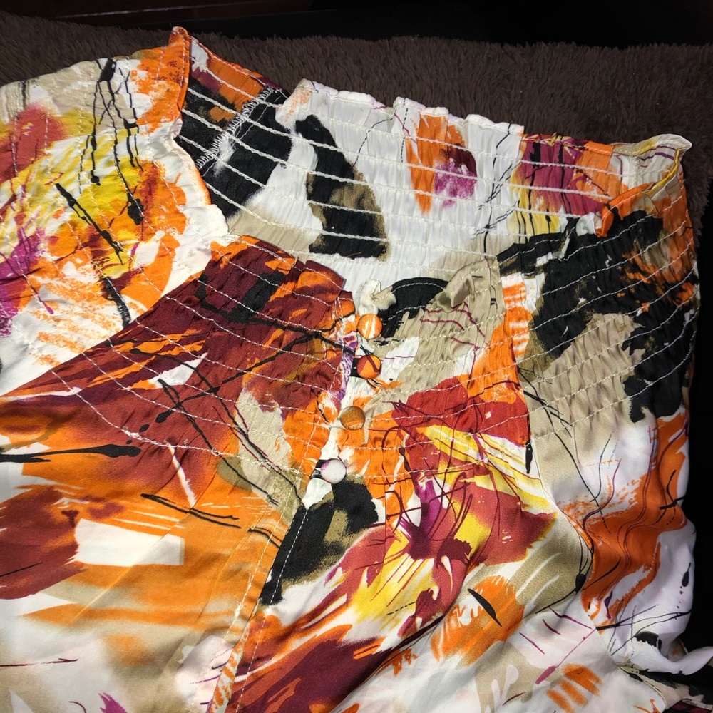 Abstract blouse - Picture 2 of 2